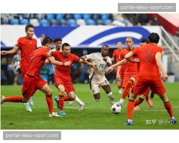 马赛1-1战平尼斯,双方门将屡献神扑,争四悬念延续 马赛1-1战平尼斯,双方门将屡献神扑,争四悬念延续